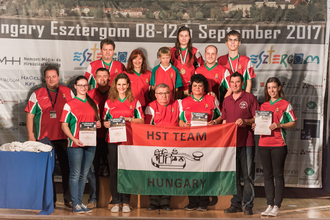 A rádiótávírász világbajnokságon szerepelt magyar csapat tagjai