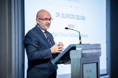 Gloviczki Zoltán, az Apor Vilmos Katolikus Főiskola rektora