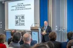 Révész T. Mihály, a Széchenyi István Egyetem címzetes egyetemi tanára