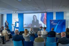 A rendezvényt dr. Ferencz Orsolya űrkutatásért felelős miniszteri biztos, országgyűlési képviselő asszony videóüzenete nyitotta meg