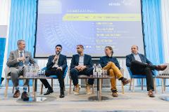 Lencsés Gábor (NMHH), Gábriel Gábor (4iG Nyrt), Marsi Tamás (NBSZ-NKI), Hlavaty Győző (Telekom), Magyar Sándor (HTE-EIVOK)